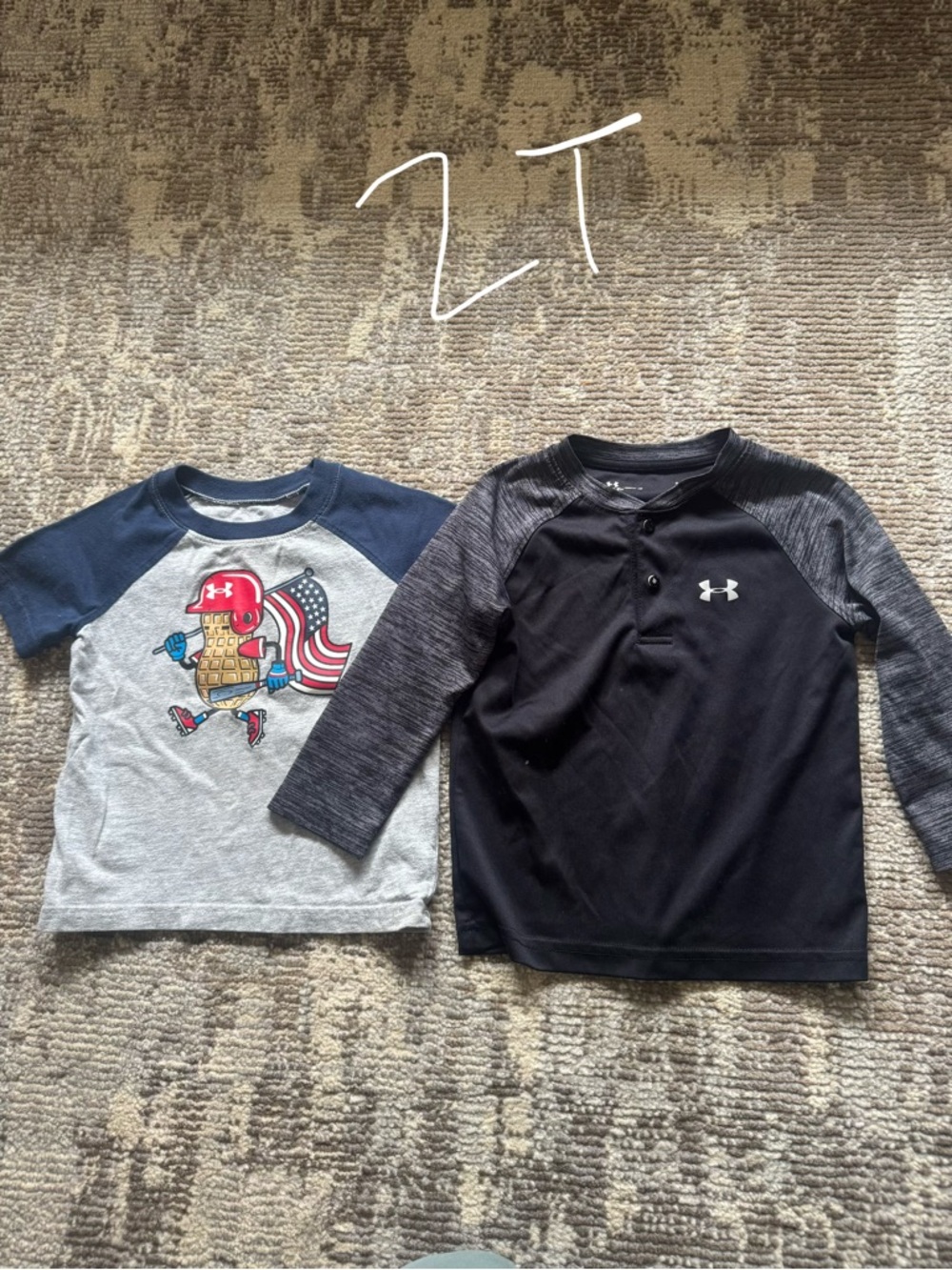 Under Armour Black & Gray Raglan Henley Long-Sleeve Top - Kids